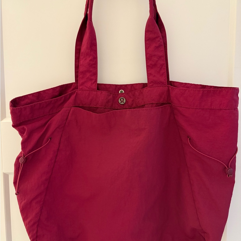 Daily Multi-Pocket Tote Bag 20L Lululemon - Picture 2 of 3